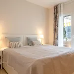 Elegant Marbella Apartment, 5-pool Oasis, Sunlit Terrace, Garage Apartment Estepona